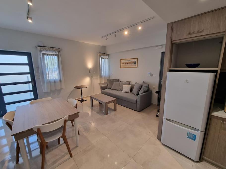 Connie'S Beach House Kos Town Ngoại thất bức ảnh